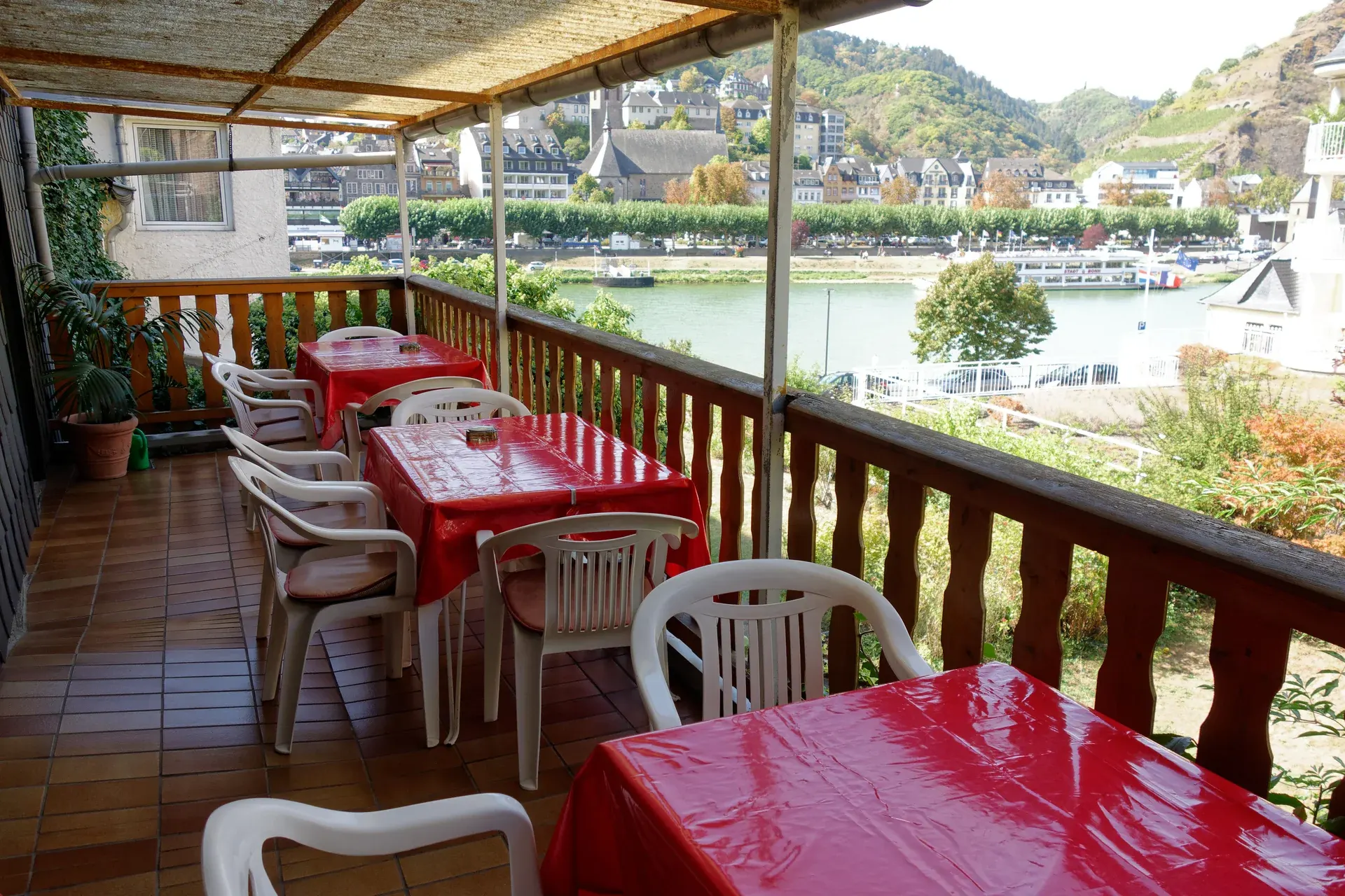 Shared outdoor area of the guesthouse with Moselle views